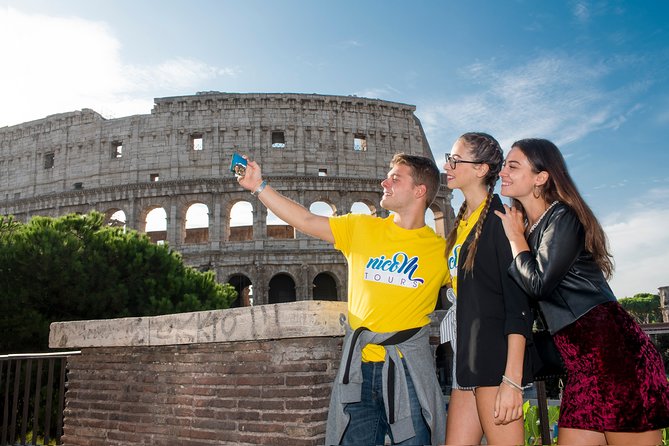 Rome: Colosseum Arena, Roman Forum & Palatine Hill Tour - The Roman Forum explains how Rome worked