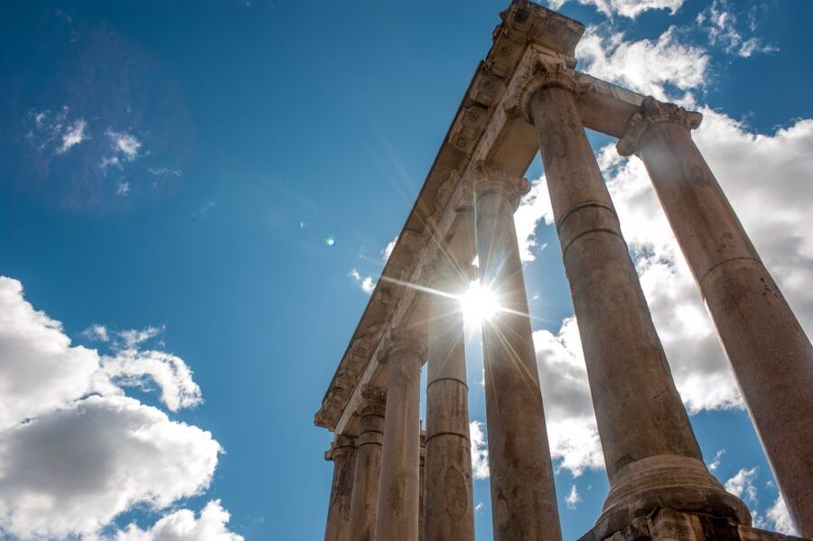 Rome: Colosseum Arena, Roman Forum & Palatine Tour - The Roman Forum: more than broken columns
