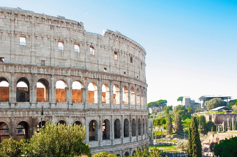 Rome: Colosseum Arena, Roman Forum & Palatine Tour - Palatine Hill and the views over ancient Rome