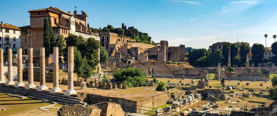 Rome: Colosseum Express Entry with Audio Guide App - Weather, Clothing, and Access Details