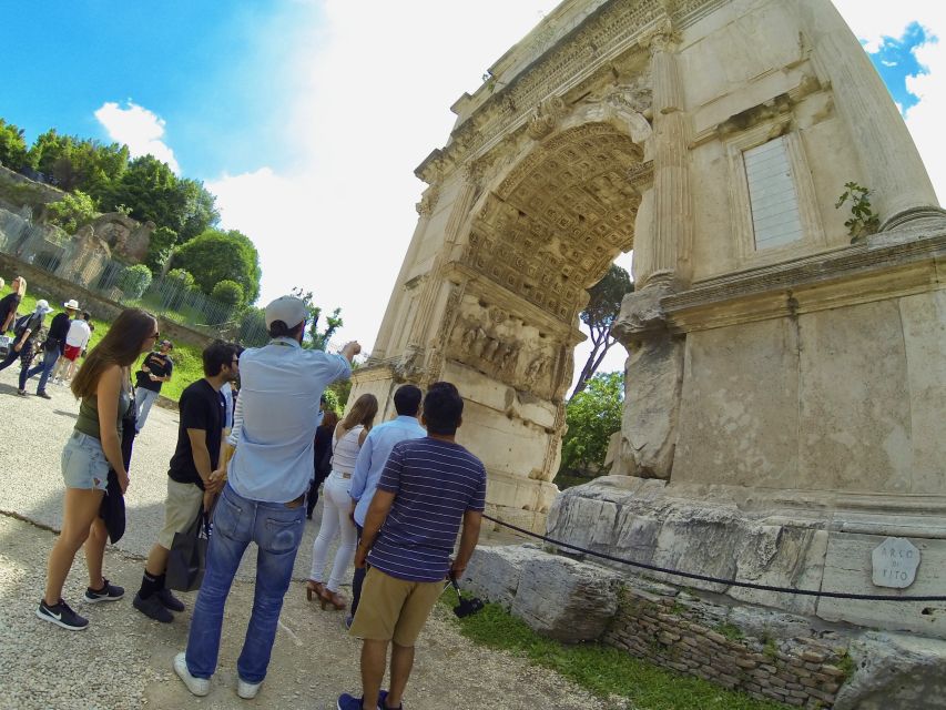Rome: Colosseum Express Guided Tour with Arena Access Option - What the one-hour Colosseum tour actually gives you