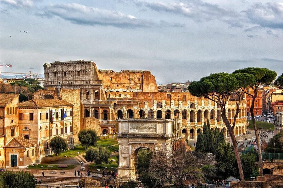 Rome: Colosseum, Forum, & Palatine Hill with Audio Guide - Palatine Hill brings the best views