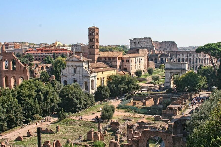 Rome: Colosseum, Forum, & Palatine Hill with Audio Guide - How the audio guide works in real life
