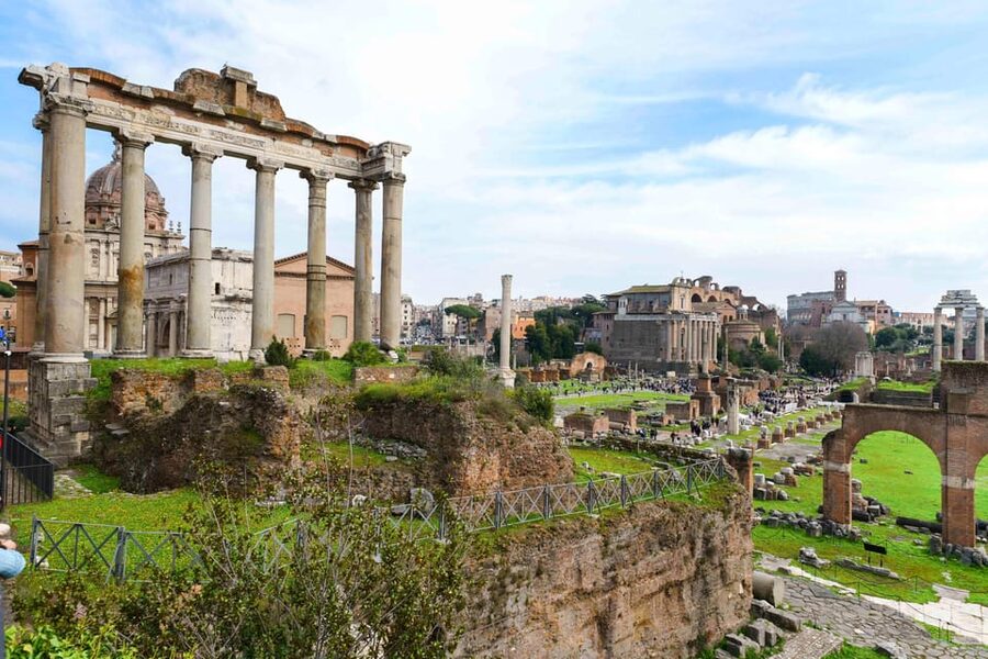 Rome: Colosseum & Forum with Audio Guide App -Optional Arena - Using the POP Guide audio app