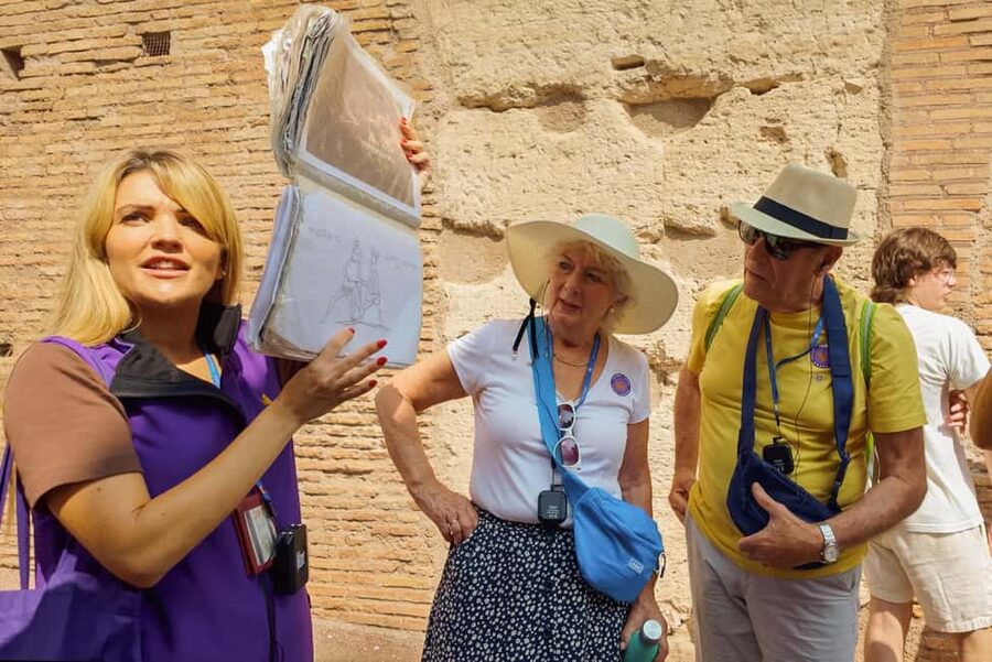 Rome: Colosseum, Palatine Hill, and Forum Guided Experience - Walking through the Roman Forum