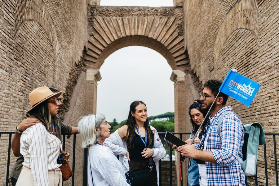 Rome: Colosseum, Palatine Hill & Roman Forum Guided Tour - Key points to know before booking