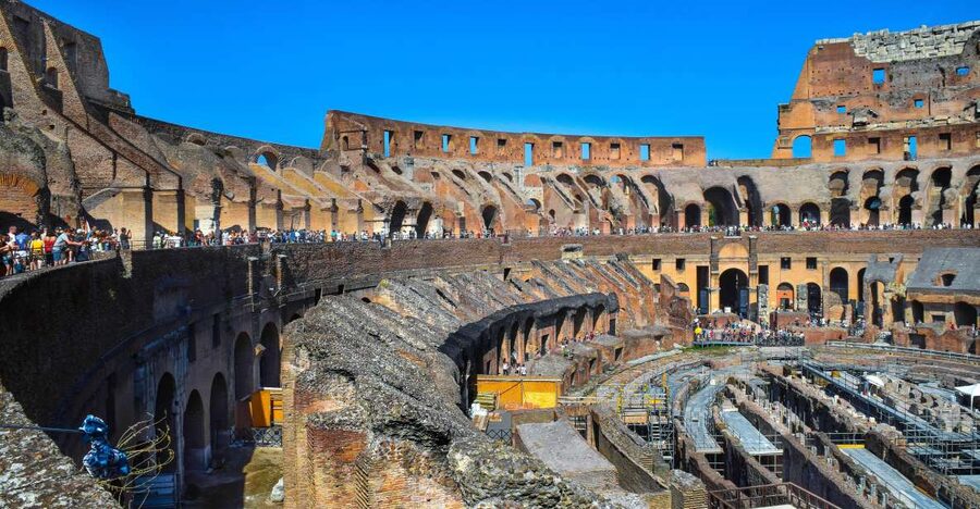 Rome: Colosseum, Roman Forum, and Palatine Hill Ancient Tour - Starting through the Roman Forum