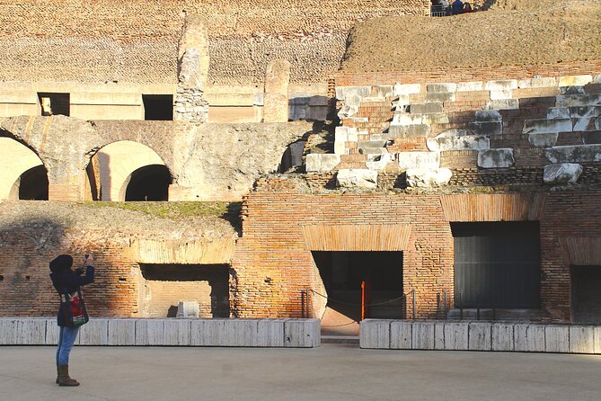 Rome: Colosseum, Roman Forum and Palatine Hill Private Tour - The guides and the style of the visit