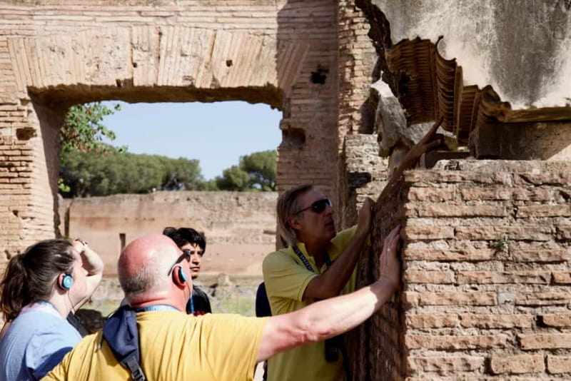 Rome: Colosseum & Roman Forum Guided Tour - Guides who make the difference