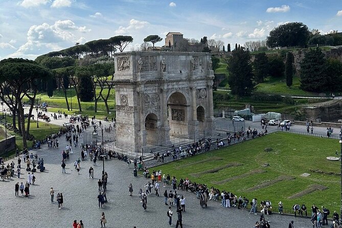 Rome: Colosseum, Roman Forum & Palatine Hill Visit + Audio Guide - What the $21.69 price buys you