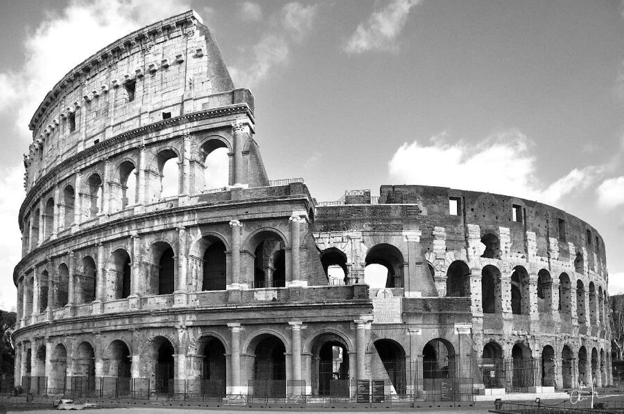 Rome: Colosseum, Roman Forum & Trajan's Market Exterior Tour - Is $29 good value?