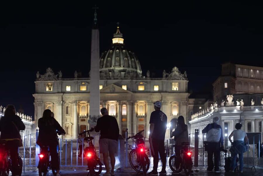 Rome: E-Bike Night Tour with Food and Wine Tasting - Starting on Via Antonio Rosmini near Santa Maria Maggiore