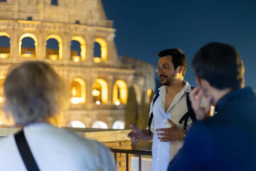 Rome: E-Bike Night Tour with Food and Wine Tasting - Piazza Venezia and the Altar of the Fatherland