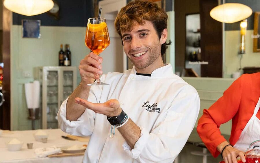 Rome: Enjoy Spritz and Pasta Making in Piazza Navona - Booking, cancellation, and final advice