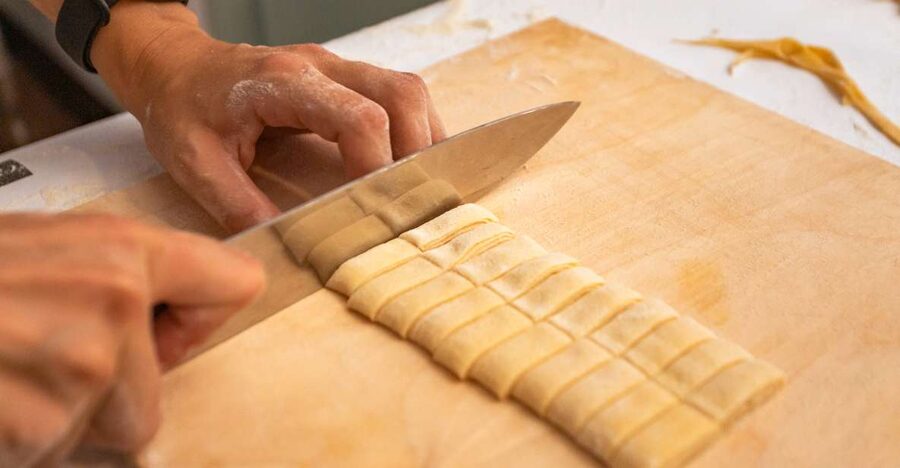 Rome: Fettuccine and Tiramisu Cooking Class with Wine - How the Chefs Shape the Experience