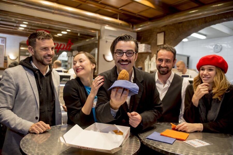Rome: Food Tour and Wine Tasting in a Traditional Trattoria - Who should book this Rome food tour?