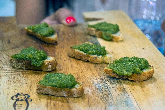 Rome Food Tour: Unlimited Tastings with Fine Wine & Barolo - Il Segreto Provides the Sit-Down Roman Meal
