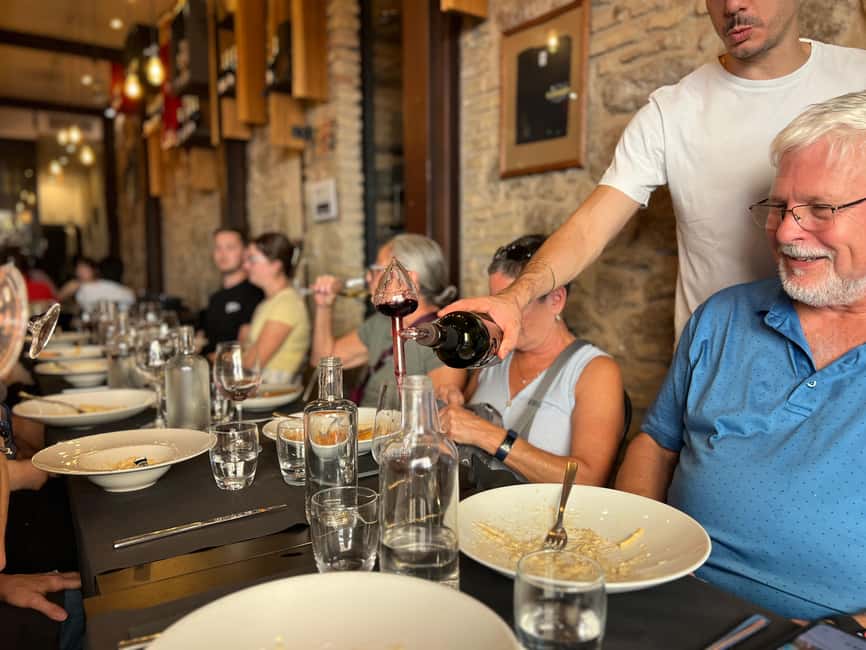 Rome: Food Tour with Unlimited Food and Barolo Wine - Who should book it