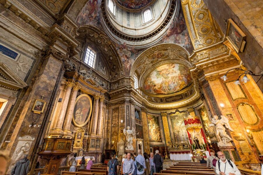 Rome: Fountains and Squares Small-Group Walking Tour - Sant’Ignazio and Rome’s painted dome