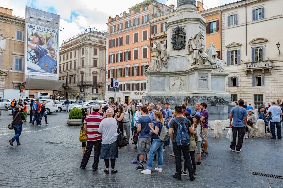 Rome: Fountains and Squares Small-Group Walking Tour - Finishing at the Trevi Fountain