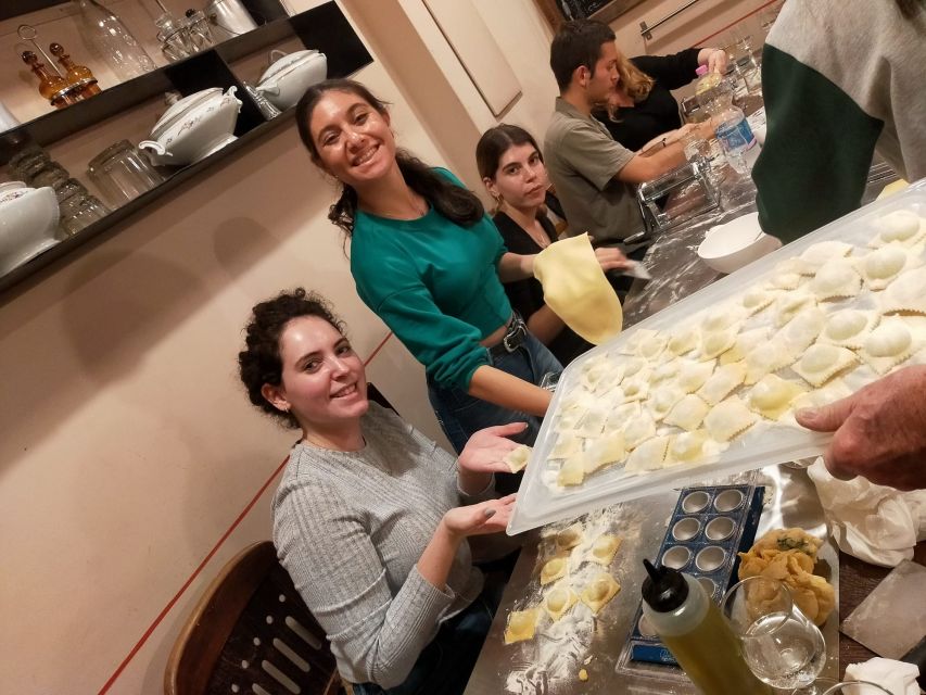 Rome: Fresh Pasta and Tiramisu Making Class with Fine Wine - Why this Roman cooking class works
