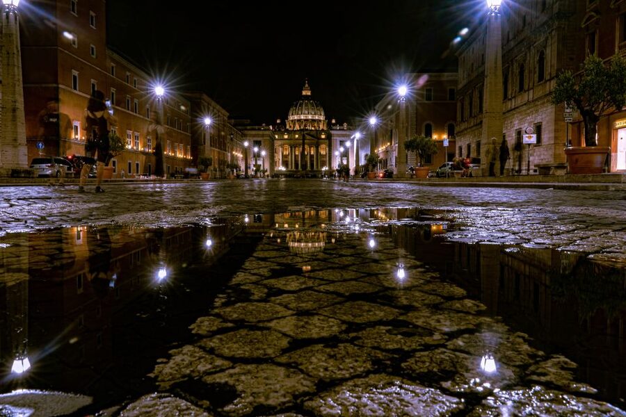Rome: Ghostly Nighttime Walking Tour - The church of bones and the church of the dead