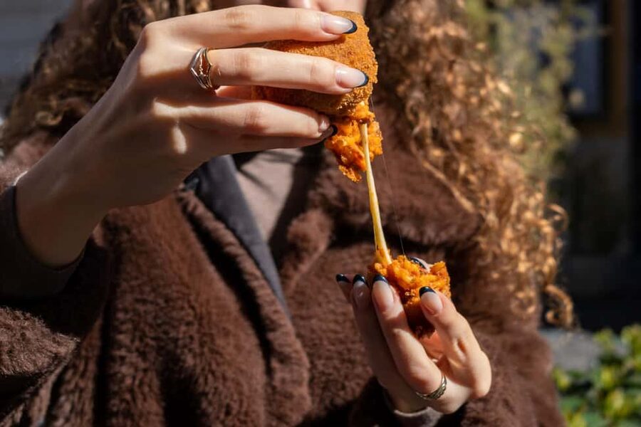 Rome: Guided Food Tour in Trastevere - Who should book this food walk