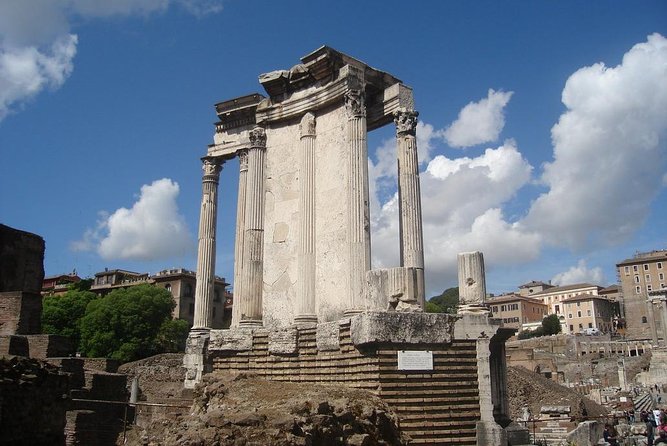 Rome: Guided Group Tour of Colosseum, Roman Forum & Palatine Hill - Climbing Palatine Hill above the Forum
