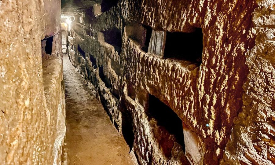 Rome: Guided Roman Catacombs Tour with Transfers - Practical advice for a smoother visit
