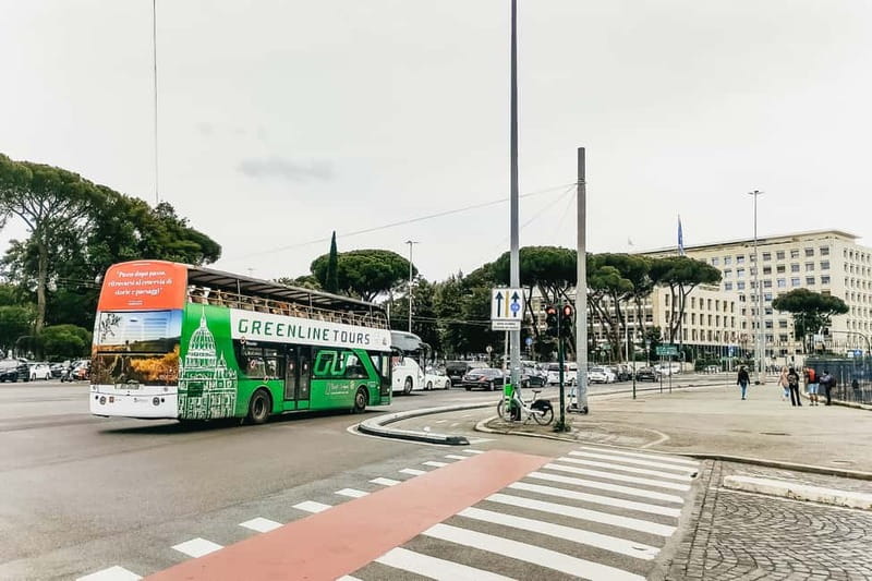 Rome:Hop-On Hop-Off Panoramic Open Bus Ticket 3 Circuits x 1 - Practical details before you board
