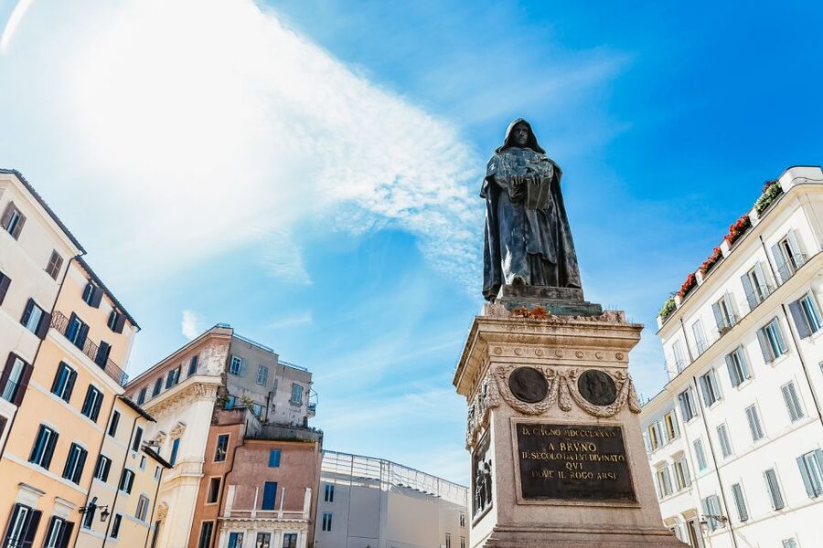 Rome: Jewish Ghetto & Campo de Fiori by Night Food Wine Tour - Ancient streets, fountains, and Roman stories