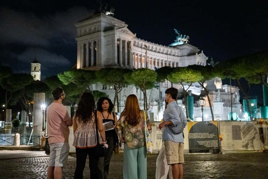 Rome: Moonlight Walking Tour – Free for Kids - Key points to know before you book