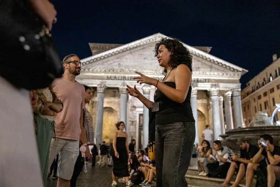 Rome: Moonlight Walking Tour – Free for Kids - Why Rome feels different under moonlight