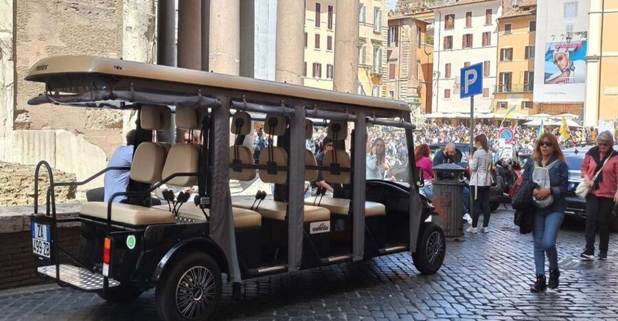 Rome: Night Tour of the City by Golf Cart (Private option) - Key points at a glance