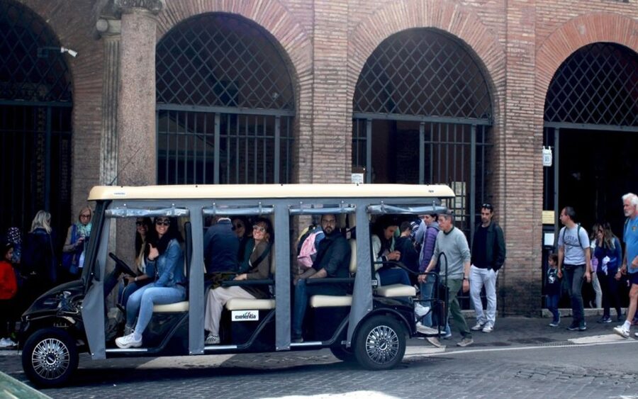 Rome: Night Tour of the City by Golf Cart (Private option) - A relaxed way to meet Rome after dark