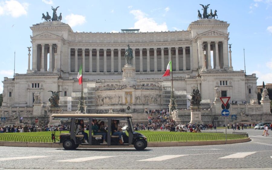 Rome: Night Tour of the City by Golf Cart (Private option) - Circus Maximus and Palatine Hill after sunset
