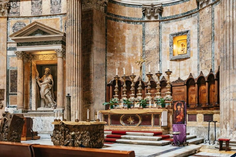 Rome: Pantheon Fast-Track Ticket and Official Audio Guide - Collecting the ticket on Via dei Bergamaschi