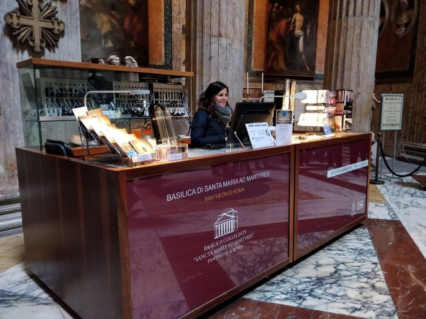 Rome: Pantheon Guided Tour with Skip-the-line Ticket - What the guided route feels like inside