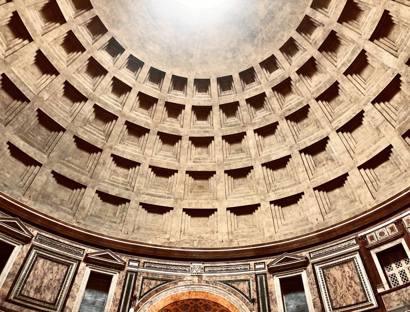 Rome: Pantheon Small Group Tour and Skip-the-Line Ticket - Raphael’s tomb and the Pantheon as a church