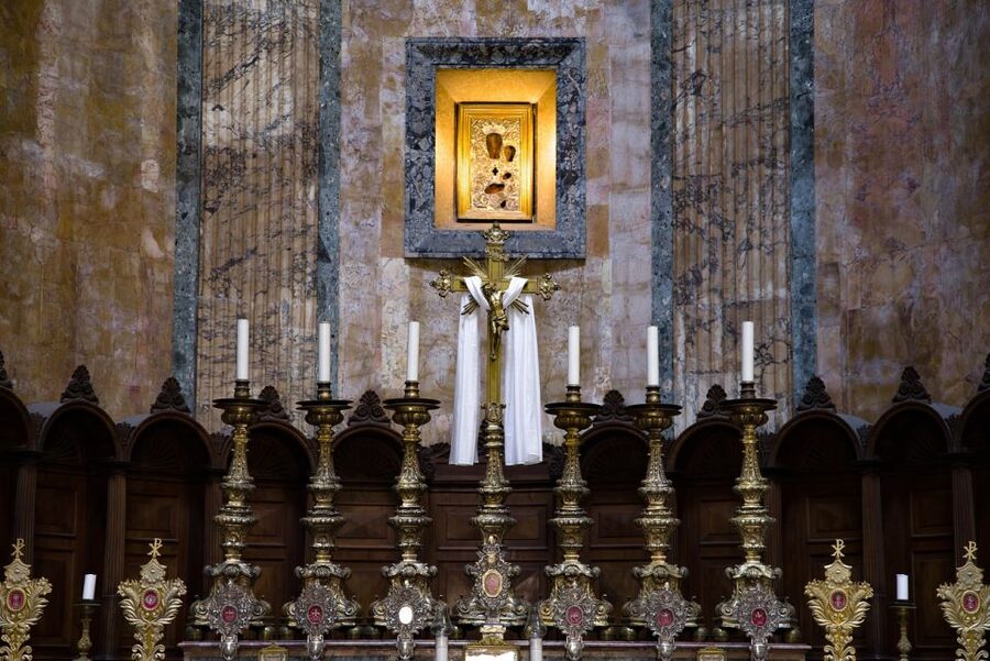 Rome: Pantheon Timeless Marvel Guided Tour with Entry Ticket - Meeting beside the elephant in Piazza della Minerva