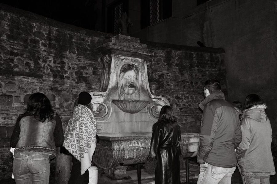 Rome: Paranormal Night Walking Tour & Secret Backstreets - Chiesa di Santa Maria dell’Orazione e Morte