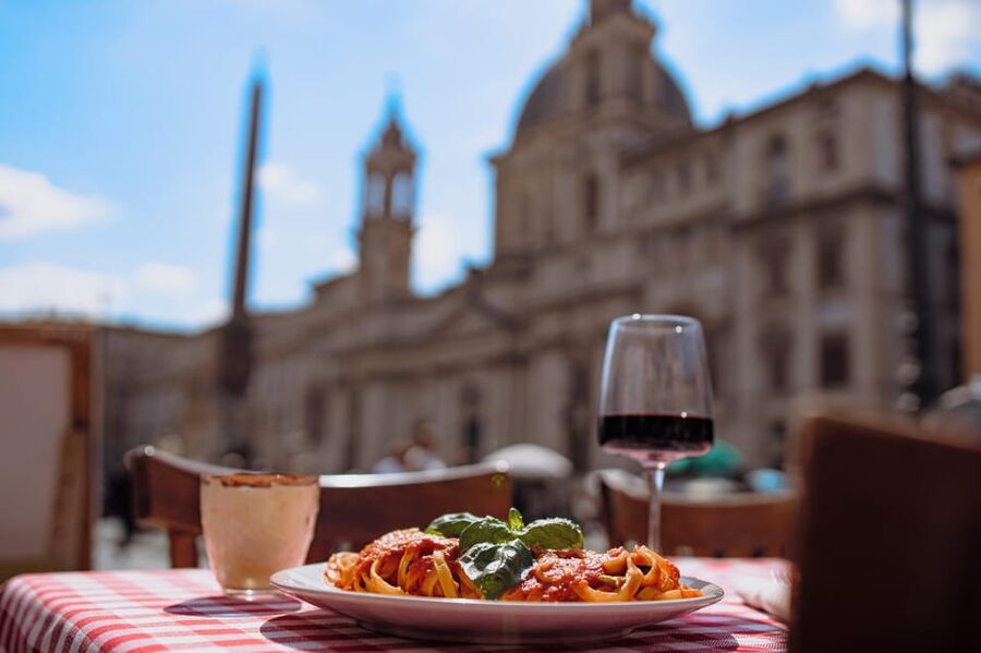 Rome: Pasta and Tiramisu Cooking Class in Piazza Navona - Should you book this pasta and tiramisu class?