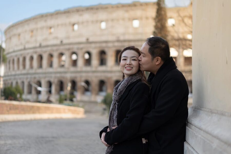 Rome: Personalized Photoshoot outside the Colosseum - Pose guidance for people who feel awkward on camera