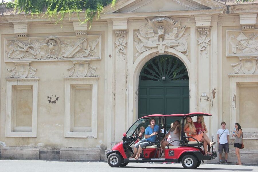 Rome: Private Guided City Highlights Tour by Golf Cart - Celio Hill, Villa Celimontana, and ancient churches