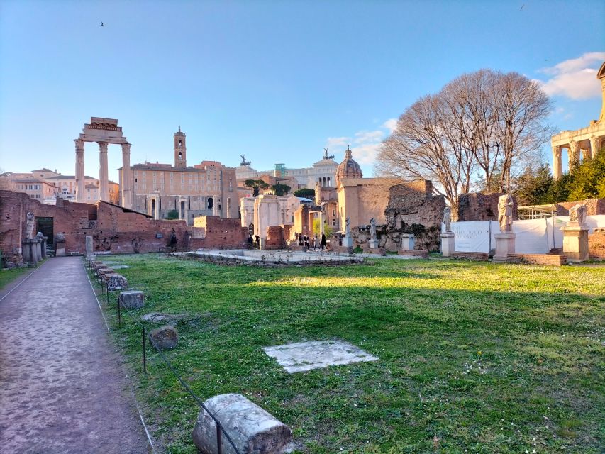 Rome: Roman Forum and Palatine Hill Licensed Guided Tour - Why a guide adds real value here