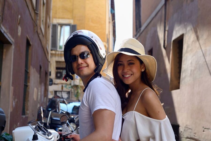 Rome: Self-Driven Sightseeing Tour by Vespa - Starting in central Rome and choosing your route