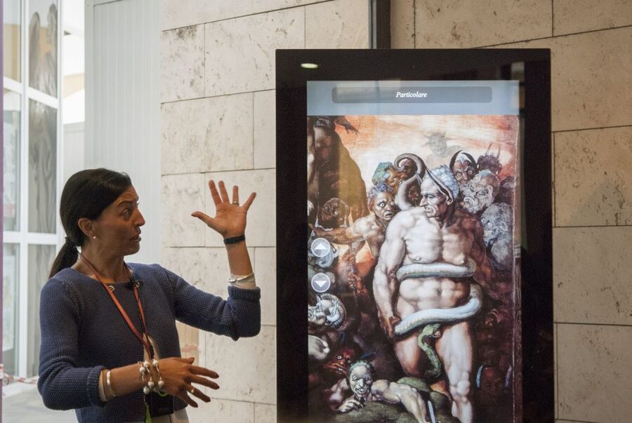 Rome: Skip the line Vatican Museums & Sistine Chapel Tour - Dress, walking, and crowd advice