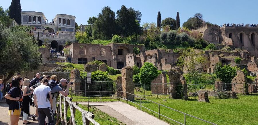 Rome: Small-Group Colosseum, Roman Forum & Palatine Hill - The Arch of Constantine and the story of Rome