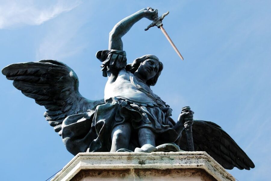 Rome: Small Group Guided Tour of Castel Sant'Angelo - Why Castel Sant’Angelo is worth two hours