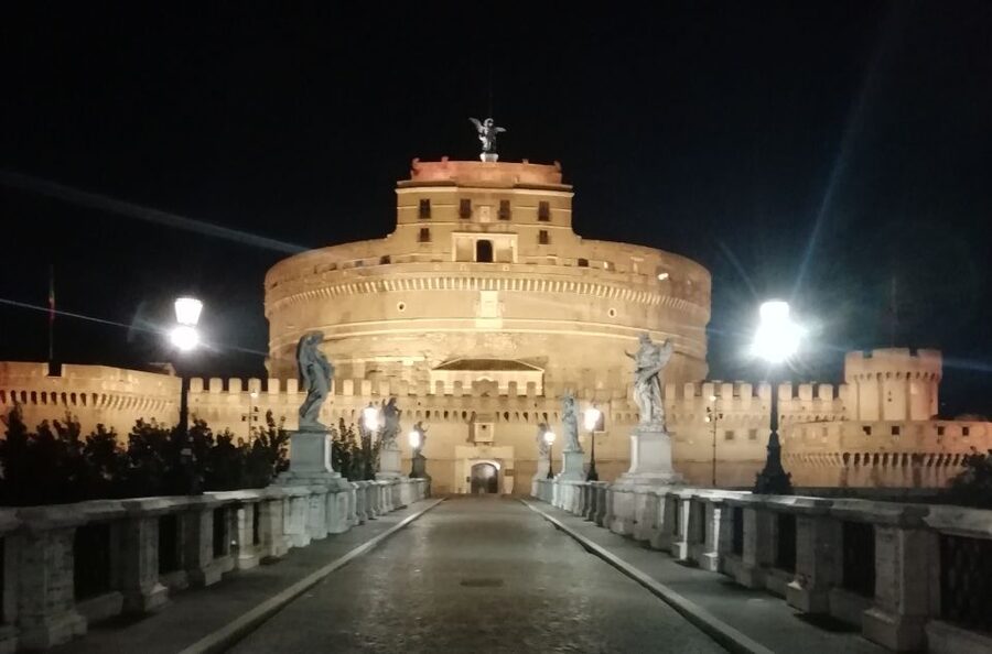 Rome: Small Group Rome's Dark Side - Ghosts & Legends Tour - Meeting Giordano Bruno at Campo de’ Fiori